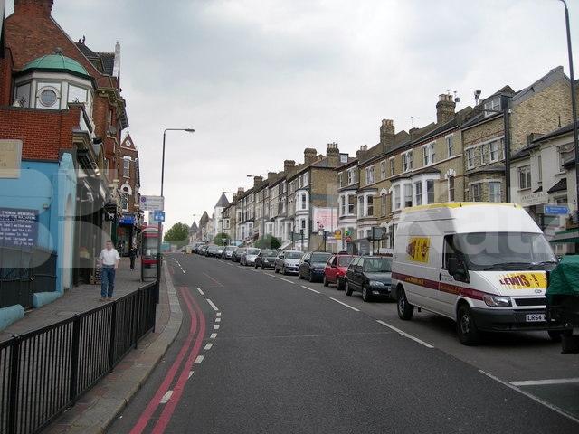 			LET, 2 Bedroom, 1 bath, 1 reception Flat			 Battersea Rise, Clapham Junction